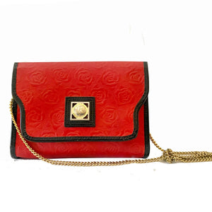 1980s Ungaro Paris Red Embossed Shoulder Bag with Gold Chain - STYLE-CHNGR