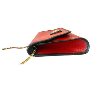 1980s Ungaro Paris Red Embossed Shoulder Bag with Gold Chain - STYLE-CHNGR
