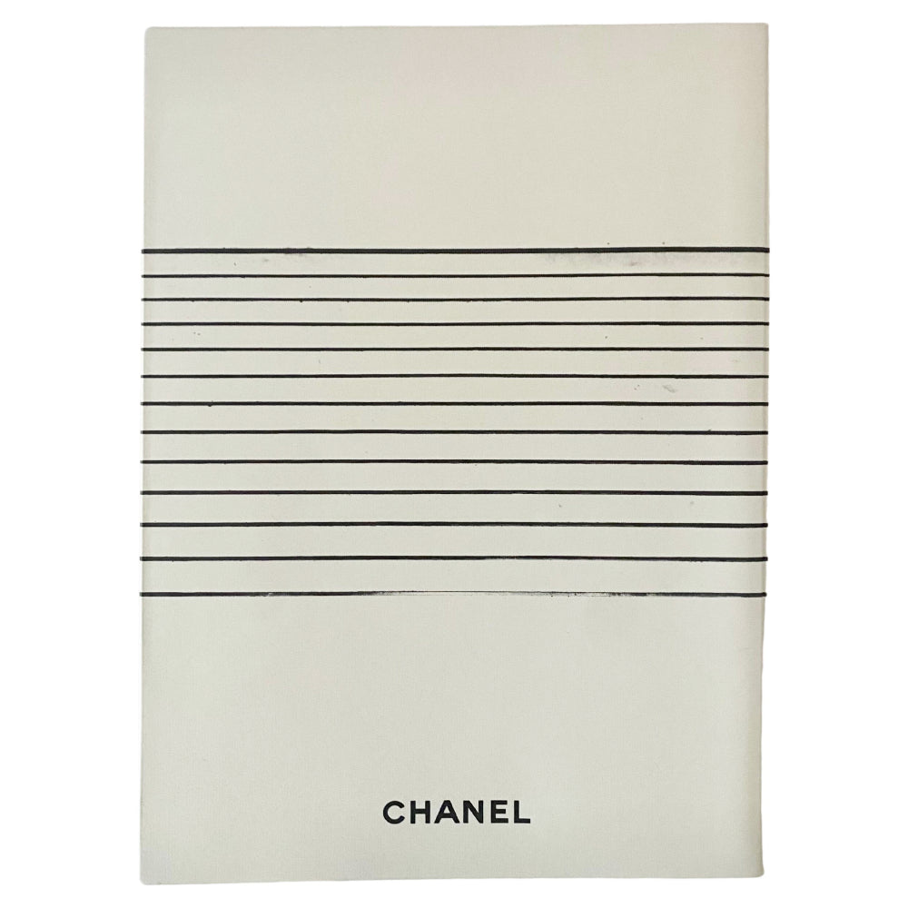 2005 Chanel Karl  Lagerfeld Spring Summer Runway Lookbook