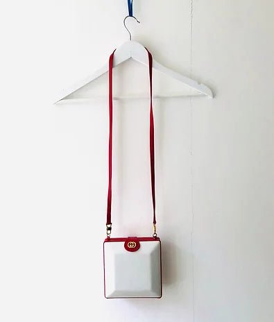 1980s GUCCI LEATHER Red Square  BOX CLUTCH BAG - STYLE-CHNGR