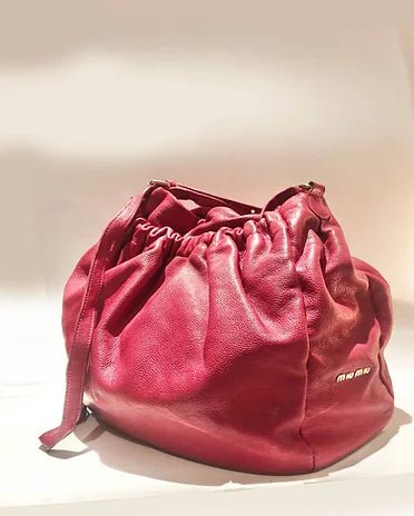 2000s miu miu STRAWBERRY PINK OVERSIZE SLOUGH LEATHER HOBO BAG - STYLE-CHNGR