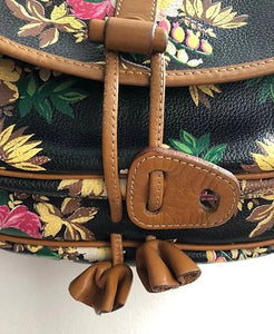 1980s KENZO FLORAL CROSS LEATHER SHOULDER BAG - STYLE-CHNGR