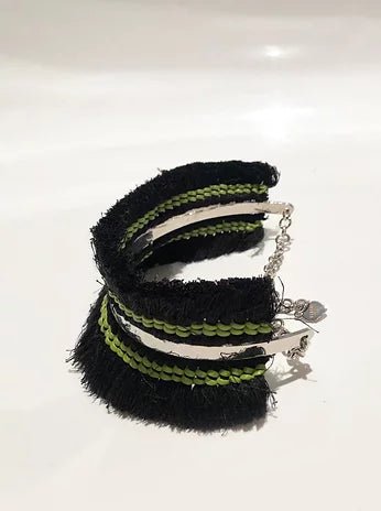 1990s VERSACE VERSUS TRIBAL ETHNIC COLLAR Catwalk CHOKER - STYLE-CHNGR