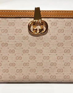 1980s Gucci Brown Cream interlocking logo clutch monogram wallet - STYLE-CHNGR