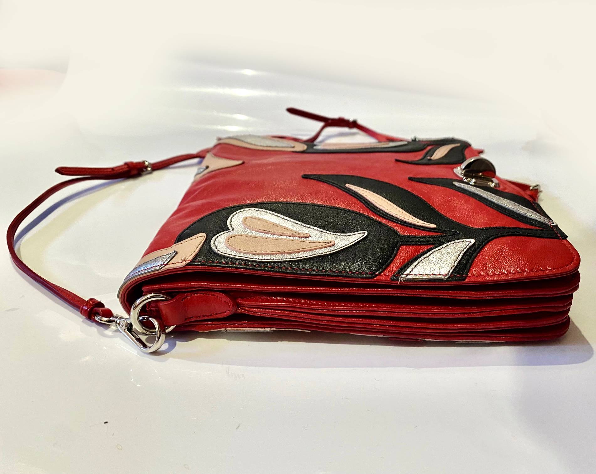 2000s miu miu red flower cut out leather shoulder crossobody bag - STYLE-CHNGR