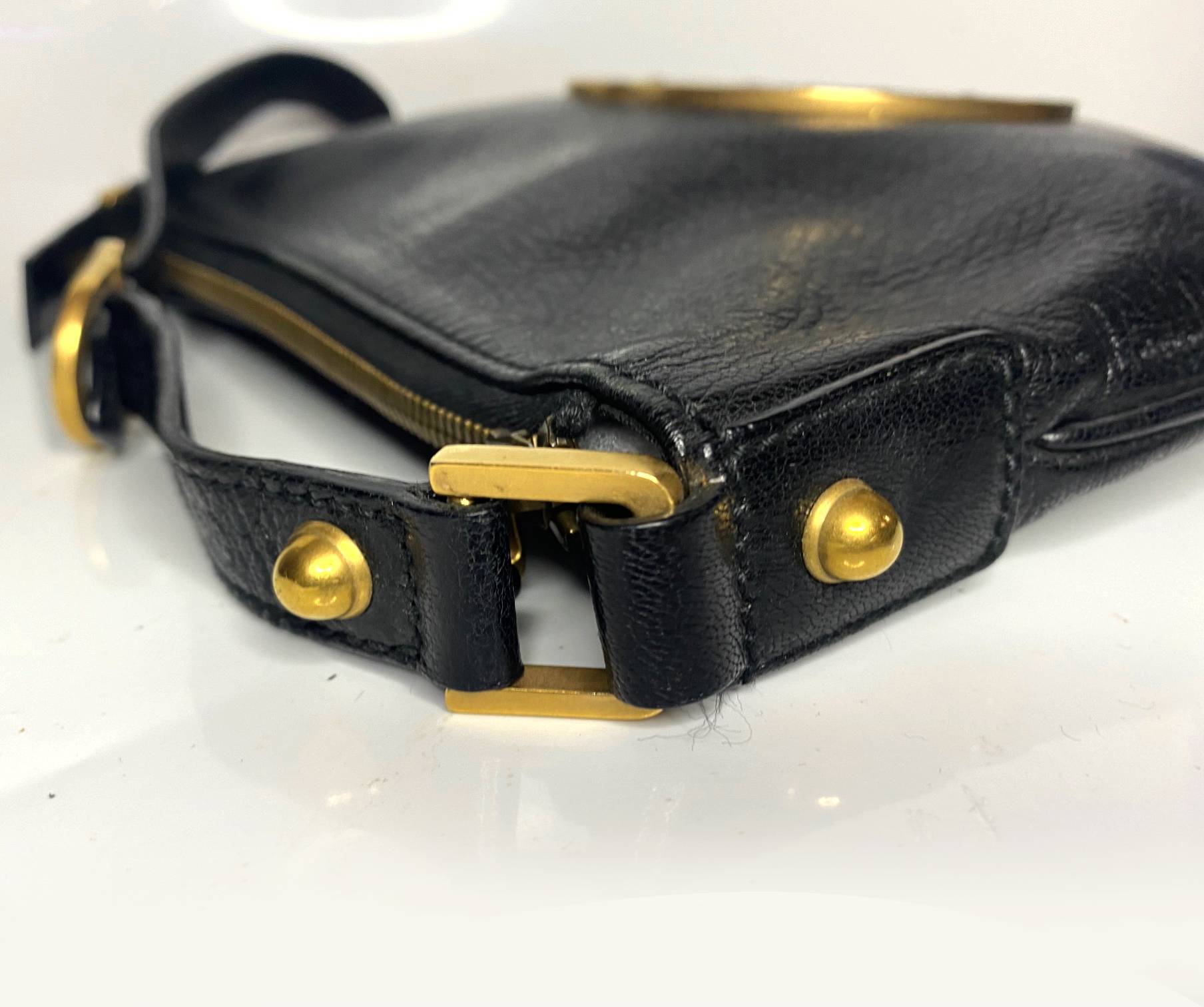2000s Gucci Small Blondie Studded Logo Hobo Bag - STYLE-CHNGR