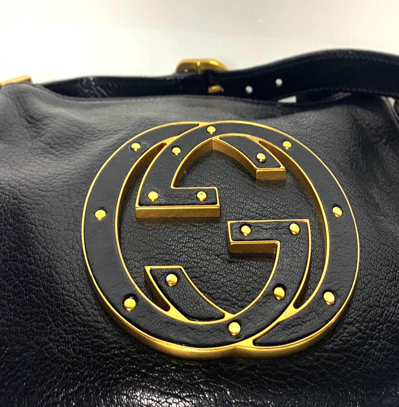2000s Gucci Small Blondie Studded Logo Hobo Bag - STYLE-CHNGR